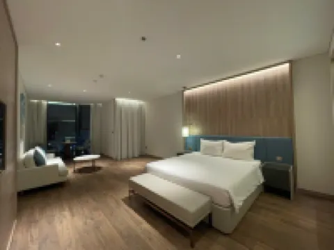 SamSet Home  Alacarte Ha Long