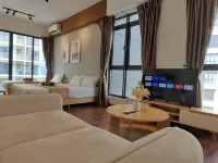 Near Airport K Avenue Homestay - 3-Star