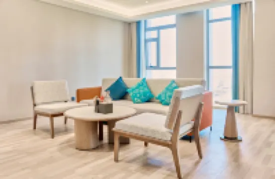 Huaxia Lakeside Resort Hotel