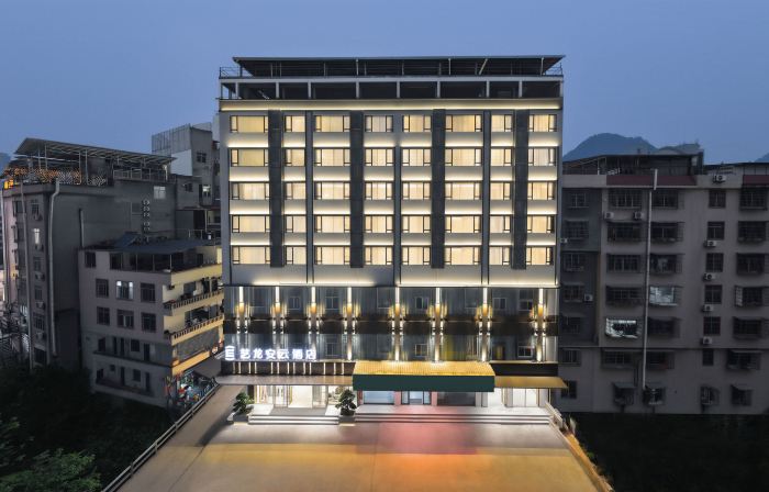 Yilong Anyun Hotel (Hechi Nanqiao)