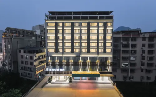 Yilong Anyun Hotel (Hechi Nanqiao)