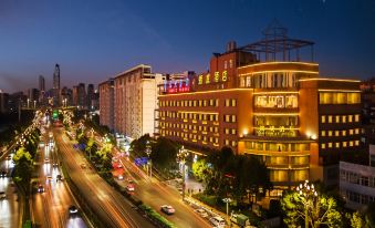Kunming Langwei Hotel (Kunming Railway Station Branch)