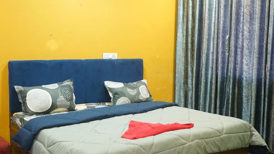 Hotel Konaaz Inn
