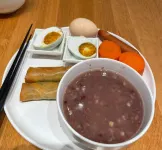 โรงแรมหงชุน - พร้อมอาหารเช้า