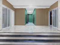 Townhouse Oak near Stasiun Purwosari formerly Graha Gentan Solo Hotels in Baki
