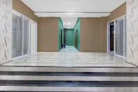 Townhouse Oak near Stasiun Purwosari for