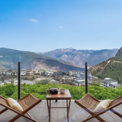 Haba Base Camp Homestay Hotels near Haba Snow Mountain