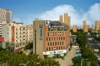 REMAX Esports Hotel (Ningbo Yinzhou Mingzhou Li Plaza Branch)