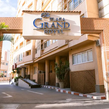 The Grand Plaza Hotel Smouha Отели рядом с достопримечательностью «Библиотека Александрина»