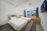 Yike Light Luxury Hotel