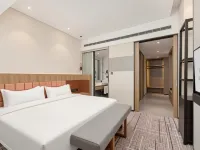 Shangqiu Zhongtai Maison New Century Hotel Hotels in Minquan