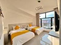 Arctic Village Northward Boutique Hotel
