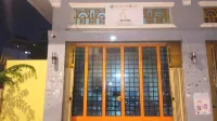 Home Frog Guesthouse