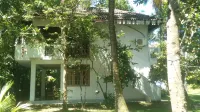 Madampa Ganga Villa Hoteles en 