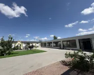 Huanghekou Mijia Homestay (Kenli Huanghekou Hospital)
