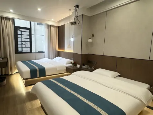 Furui Yueju Homestay (Kangding Liuliu City Love Song Square)