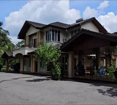 Water Bamboo House & Durian Villa FarmStay Hotels in 