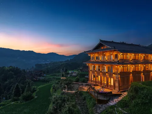 Xijiang Longtang Daoshan Yunju Homestay - Airport Shuttle