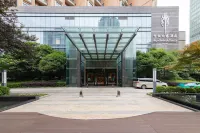 Royal Suites & Towers Wuhan Hotels near Jiang'an District