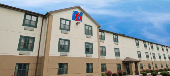 Motel 6 Suites Buffalo Amherst, NY Hotels in Amherst