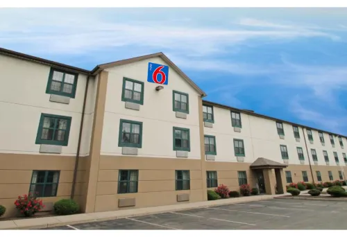 Motel 6 Buffalo Amherst, NY