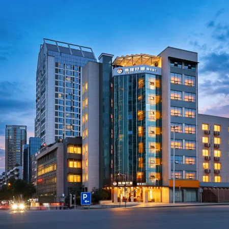 Sleepy Panda Hotel