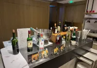 MELAND HOTEL - Quầy bar