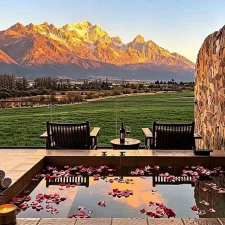 Miyunye Luxury Private Tang Homestay (Kangding Branch)