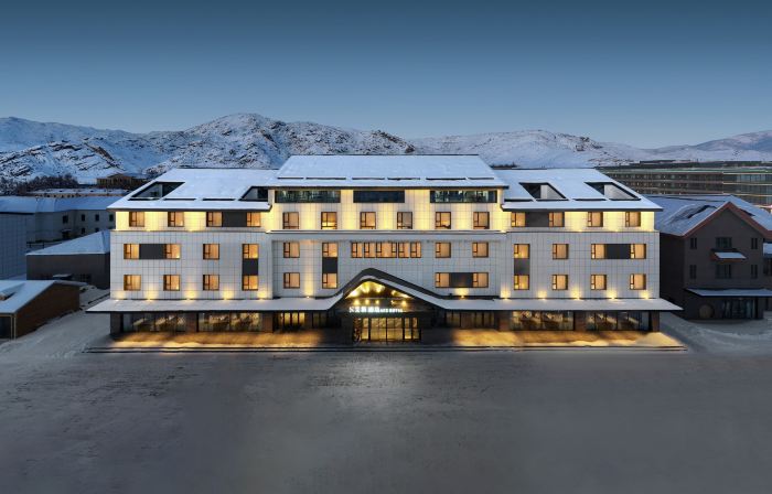 可可託海艾斯酒店（可可託海國際滑雪度假區店）