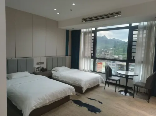 โรงแรมจิงเยว่ เหอจาง - วิวภูเขา