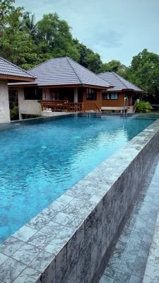 No 9 Poolside bungalows Woktum - Park Yeri