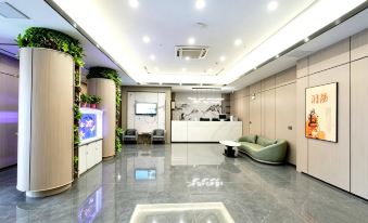 TukE China Light Residence Hotel