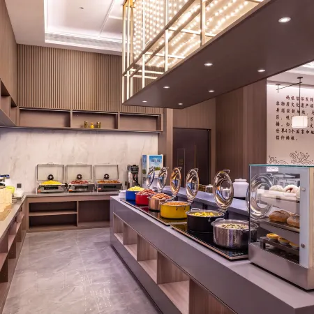 Boya Boya Hotel (Putian Yuhu Park Xinglinghui Life Plaza)