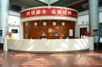 Shenyang Airport Hotel - Nouto- ja jättöpalvelut