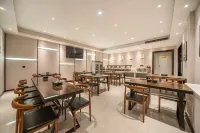 Xinrong Hotel (Makit Xinrong Mall) - servizio colazione
