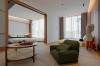 Wuyi Xishi Tea-themed Stay - Bar