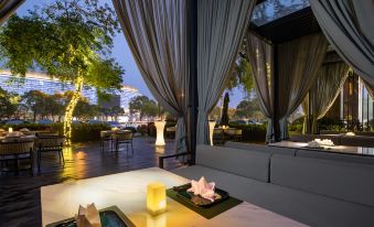 Yangzhou Wanda Yihua Hotel