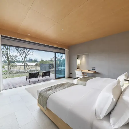Chengdu Wenjiang Right Bank Swan Lake Homestay