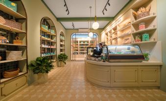 Peridot Grand Luxury Boutique Hotel