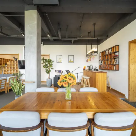 One Chijianshan Boutique Homestay (Xingyi Wanfenglin Branch)