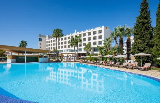 AP 瑪麗亞諾娃酒廊 - 限成人