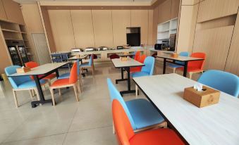 HanTing Hotel (Huanggang Hong'an Walmart Plaza)