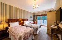 The Whispering Pine Lodge Các khách sạn ở 