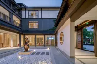Xinxing Zenyu Town North and South Ju Siheyuan