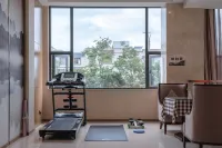 Fuying Hotel (Baoshan Station Wuzhou International Plaza) - Gym