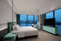 Wanda Yi,Yangxin