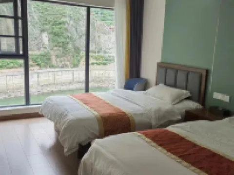 雅江康巴漢子大酒店 雅江酒店