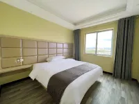 Qujingyi Cloud Hotel (Wanda Branch) - Esports