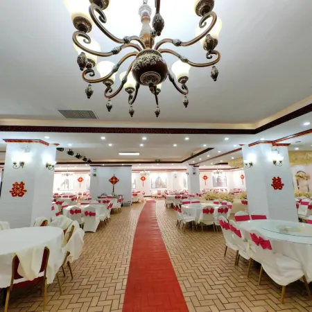 Yijia Hotel