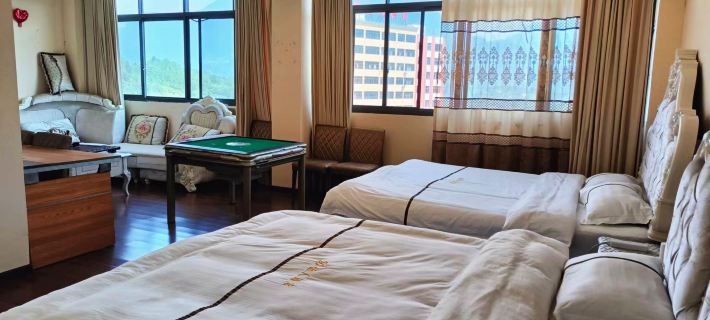 Badong 80 pleasant hotel Hotele w: Powiat Badong